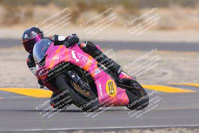 media/Sep-11-2022-SoCal Trackdays (Sun) [[81b7e951af]]/Turn 5 (1110am)/